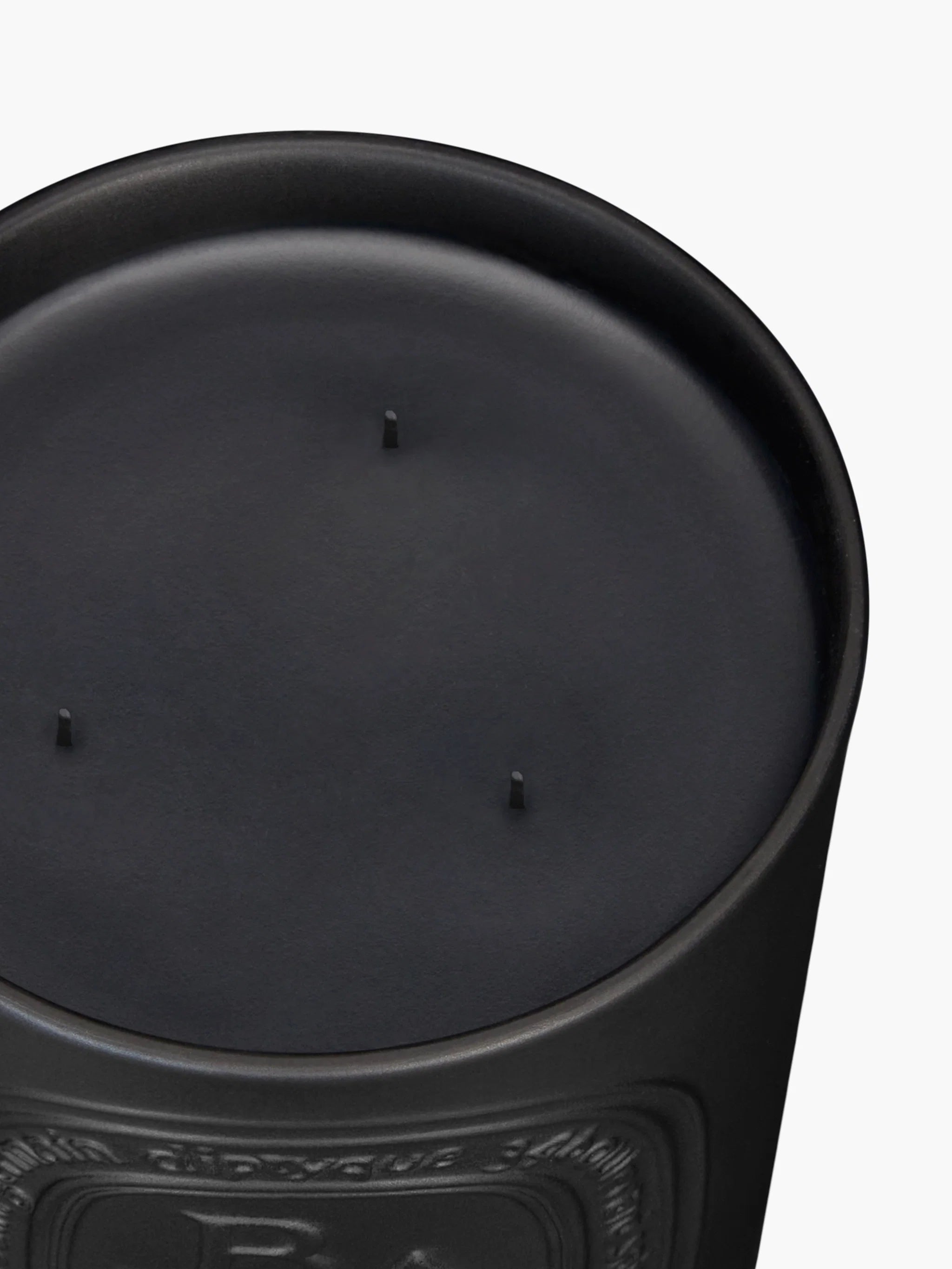 BAIES (BERRIES) LARGE CANDLE - 21.2 OZ